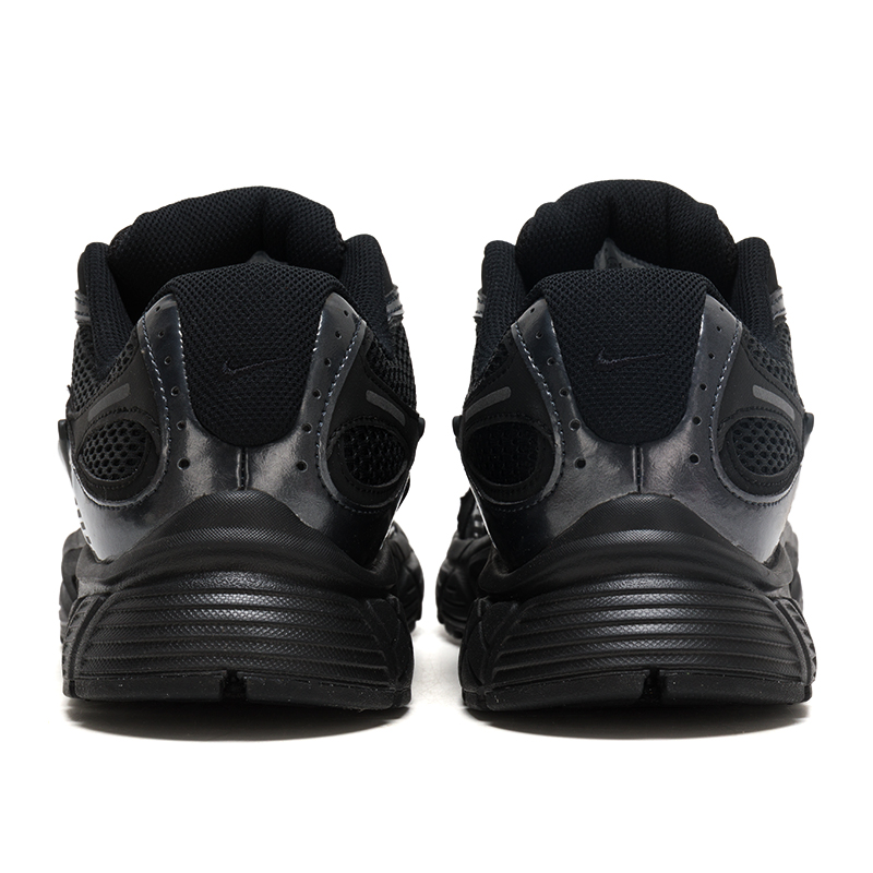Nike Men's Shoes V5 Rnr Sports - Men'S Shoes V5 Rnr recensione e prezzo
