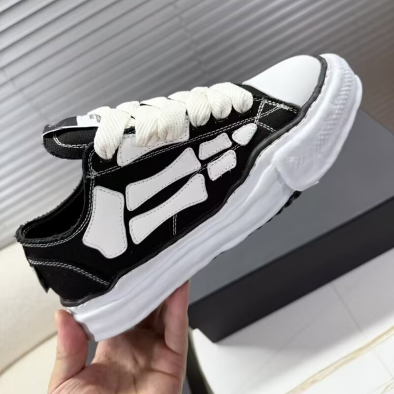 Dissolved Shoes For Both Men A - Men'S Shoes Dress Casual recensione e prezzo