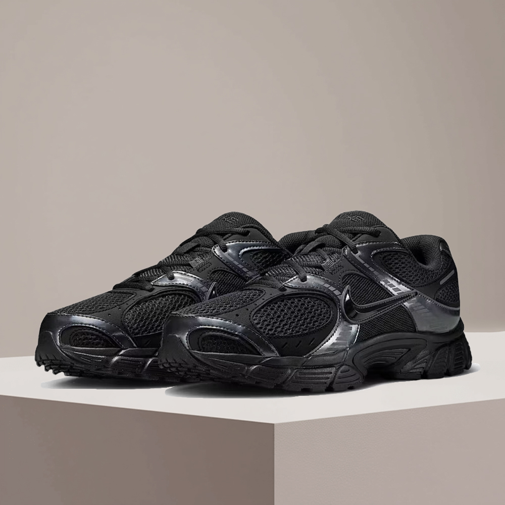 Nike V5 RNR Athletic Anti-Slip - Men'S Shoes V5 Rnr recensione e prezzo