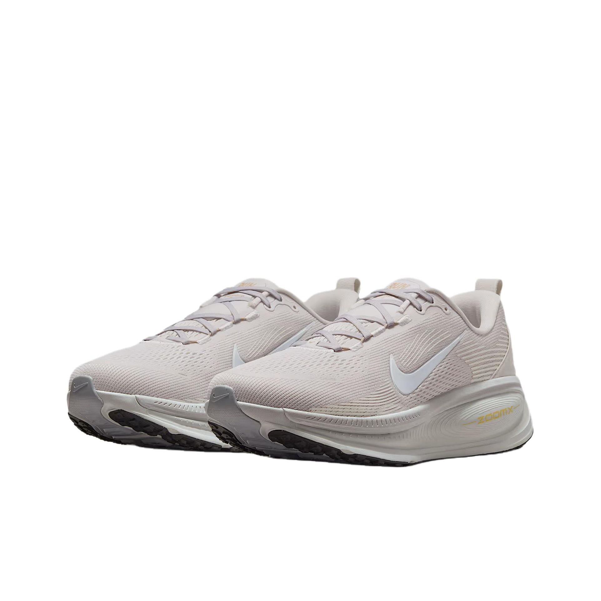 Nike Vomero 18 Durable Breatha - Men Shoes Size Nike recensione e prezzo