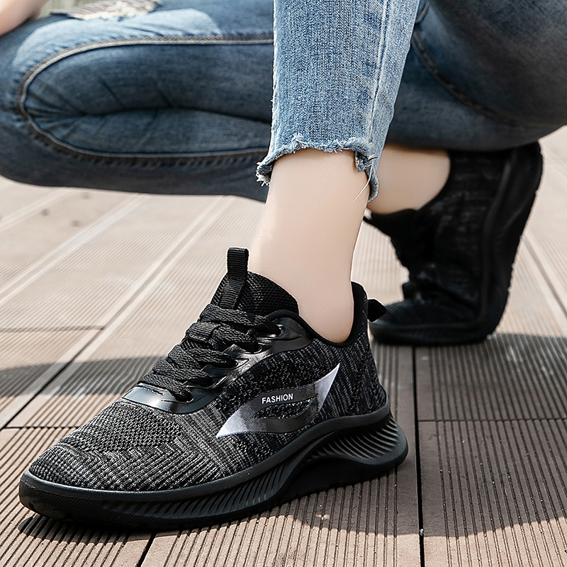 2025 Autumn Black Knitted Shoe - Running Shoes Lightweight recensione e prezzo
